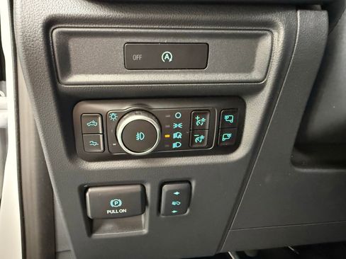 Used 2025 Ford F150 Raptor AWD/4WD image 17