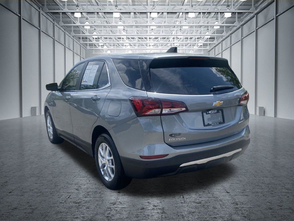 Used 2024 Chevrolet Equinox LT FWD image 9