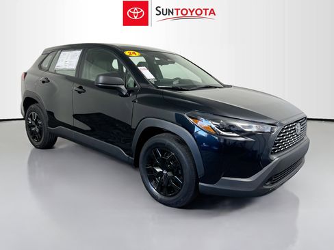 Used 2024 Toyota Corolla Cross L FWD image 1