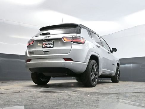 Used 2024 Jeep Compass Limited w/ High Altitude Package image 51