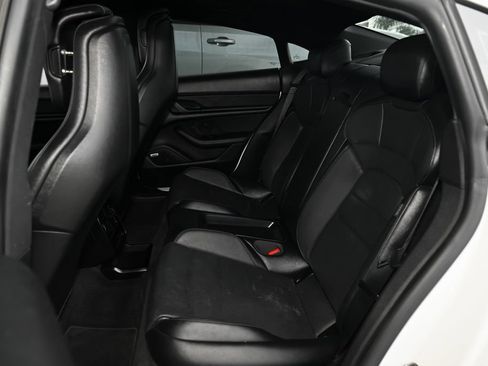 Used 2022 Porsche Taycan 4S AWD/4WD image 36