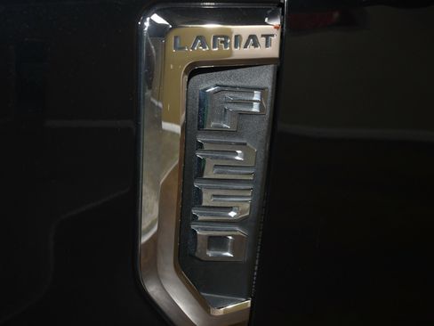 Used 2019 Ford F250 Lariat w/ Lariat Ultimate Package image 99