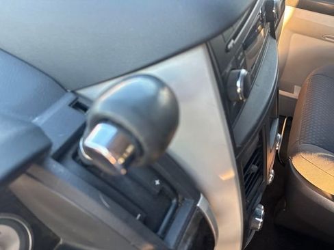 Used 2010 Dodge Grand Caravan SXT image 18