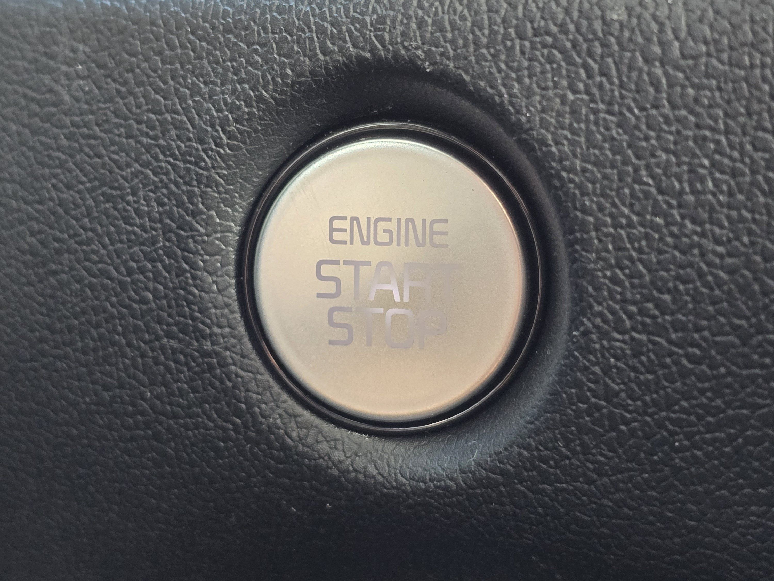 Used 2025 Kia Sorento EX AWD/4WD image 16