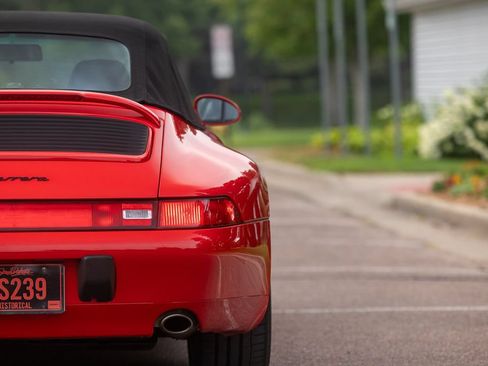 Used 1995 Porsche 911 Carrera RWD image 24