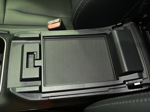 Used 2025 Subaru Outback Touring XT w/ Popular Package #2 image 27