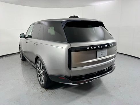 Used 2023 Land Rover Range Rover Autobiography AWD/4WD image 7