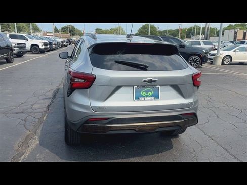 Used 2025 Chevrolet Trax ACTIV w/ Driver Confidence Package FWD image 7