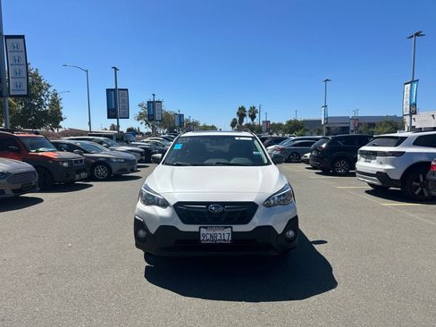 Used 2022 Subaru Crosstrek 2.5i Sport w/ Moonroof Package AWD/4WD image 1
