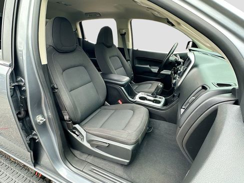 Used 2020 Chevrolet Colorado LT image 25