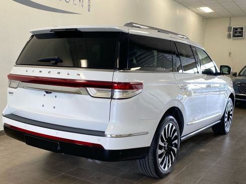 Used 2024 Lincoln Navigator Black Label AWD/4WD image 7