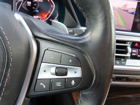Used 2019 BMW X5 xDrive40i w/ Executive Package image 19