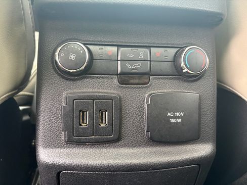Used 2017 Ford Explorer Platinum AWD/4WD image 23
