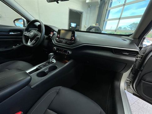 Used 2021 Nissan Altima 2.5 S FWD image 29
