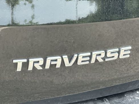 Used 2019 Chevrolet Traverse High Country w/ LPO, Floor Liner Package AWD/4WD image 19