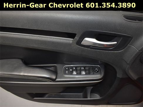 Used 2021 Chrysler 300 S image 11