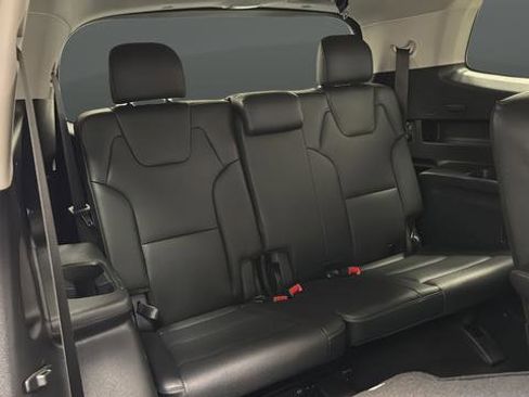 Used 2024 Kia Telluride EX w/ EX Captain's Chair Package AWD/4WD image 24