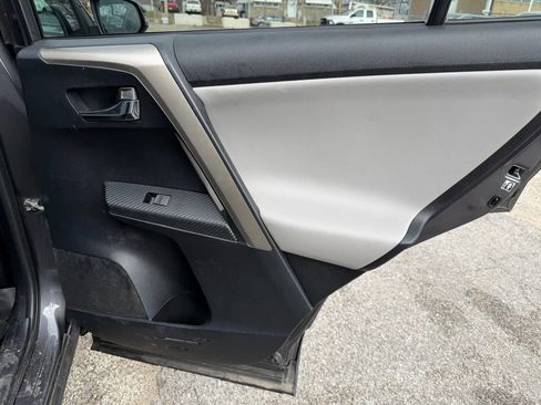 Used 2015 Toyota RAV4 Limited w/ Technology Package image 21