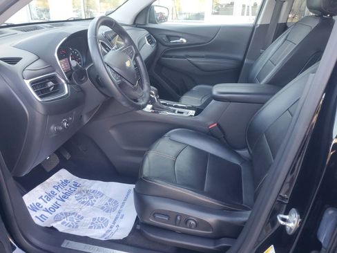 Used 2023 Chevrolet Equinox Premier image 13