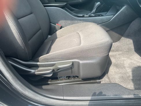 Used 2020 Chevrolet Malibu LS FWD image 11