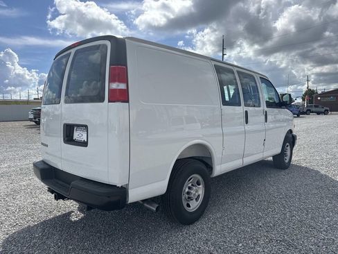 New 2025 Chevrolet Express 2500 Work Van w/ Enhanced Convenience Package image 7