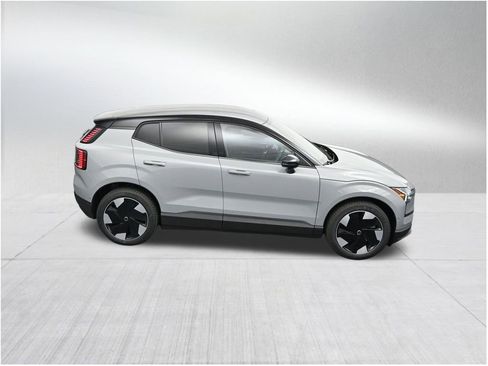 New 2026 Volvo EX30 Ultra AWD/4WD image 18