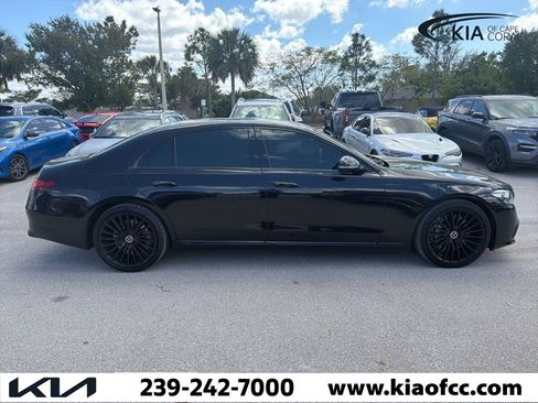 Used 2021 Mercedes-Benz S 580 4MATIC Sedan image 1