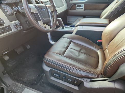 Used 2010 Ford F150 Platinum image 9