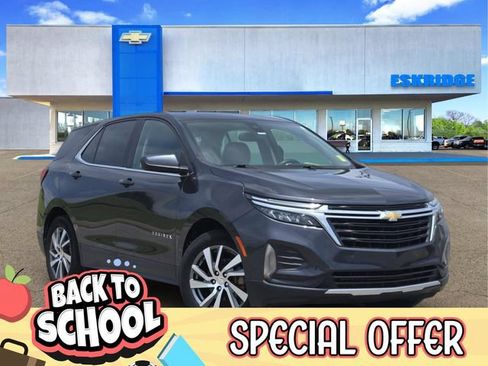 Used 2022 Chevrolet Equinox LT FWD image 1