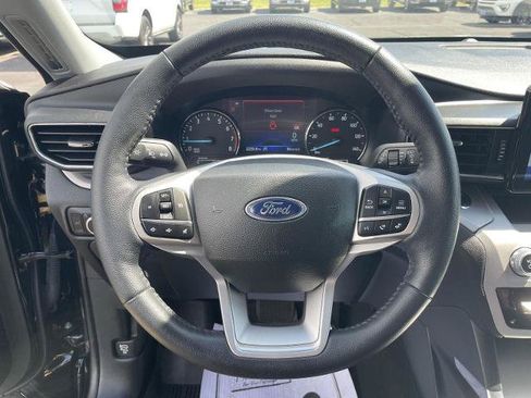 Certified 2023 Ford Explorer XLT w/ Equipment Group 202A AWD/4WD image 14
