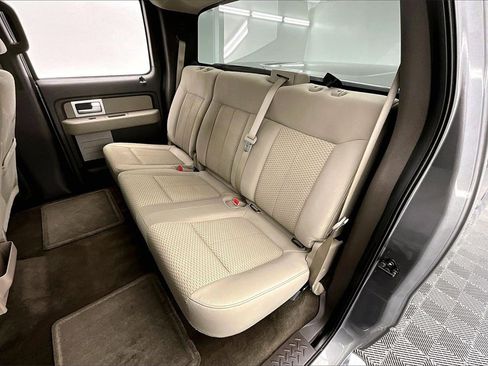 Used 2010 Ford F150 XLT image 26