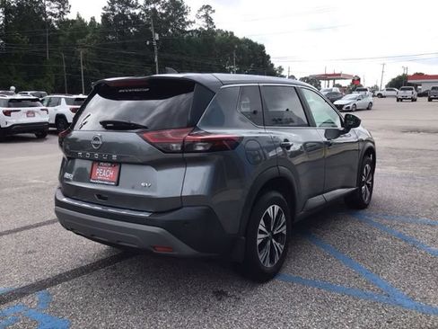 Used 2023 Nissan Rogue SV FWD image 4