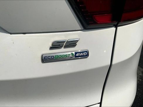 Used 2019 Ford Escape SE AWD/4WD image 24