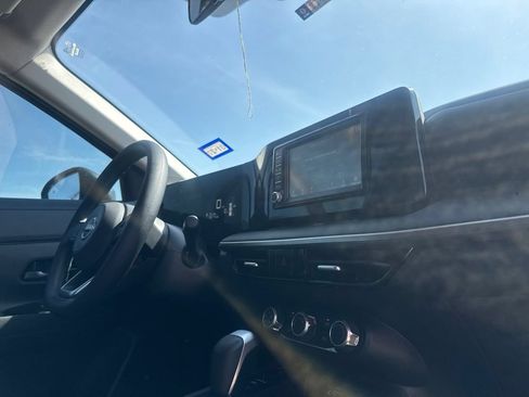 Used 2025 Nissan Kicks S AWD/4WD image 25