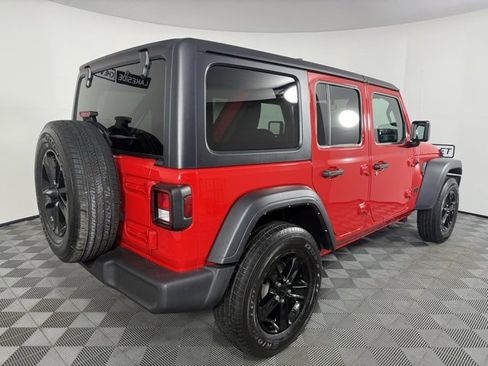 Used 2022 Jeep Wrangler Unlimited Sport image 6