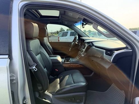 Used 2020 Chevrolet Tahoe Premier AWD/4WD image 11