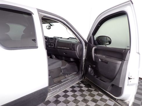 Used 2011 Chevrolet Silverado 1500 LT w/ All-Star Edition image 26