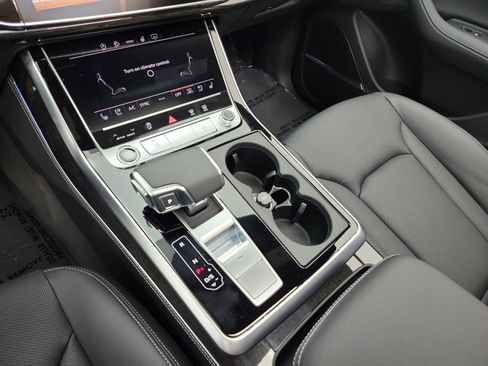 New 2026 Audi Q8 Premium Plus image 10