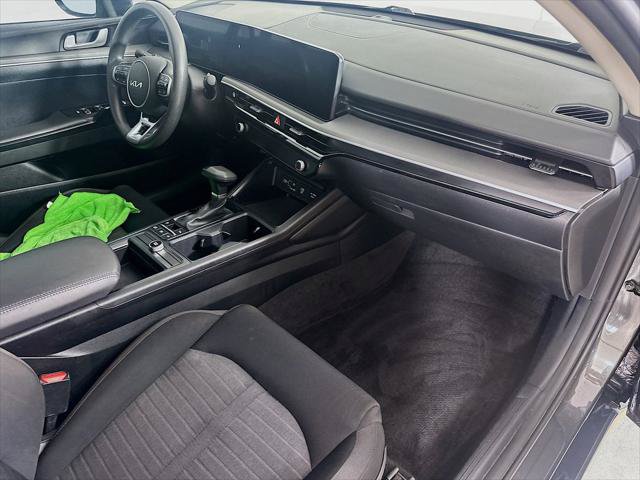 Used 2025 Kia K5 LXS FWD image 22