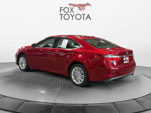Used 2013 Lexus ES 350 w/ Luxury Pkg FWD image 4