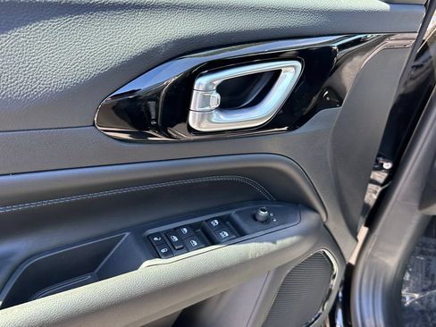 New 2026 Jeep Compass Latitude AWD/4WD image 20