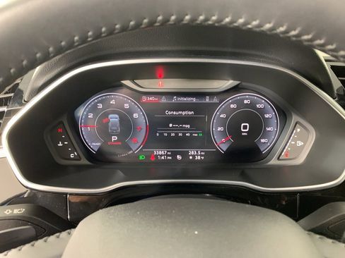 Used 2020 Audi Q3 2.0T Prestige w/ Prestige Package image 5