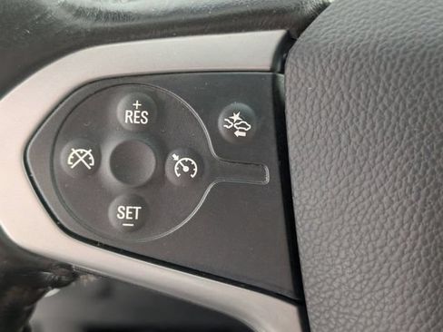Used 2022 Chevrolet Colorado LT w/ Fleet Safety Package RWD image 15