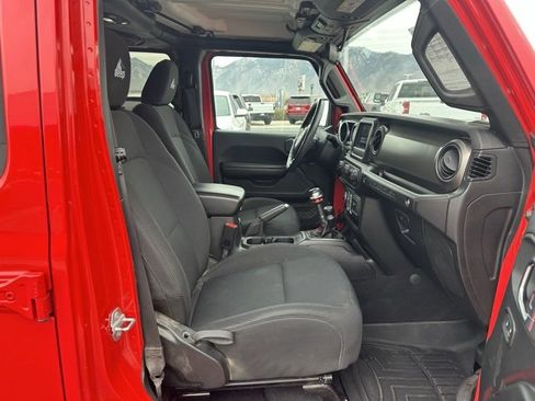 Used 2018 Jeep Wrangler Unlimited Sport S image 22