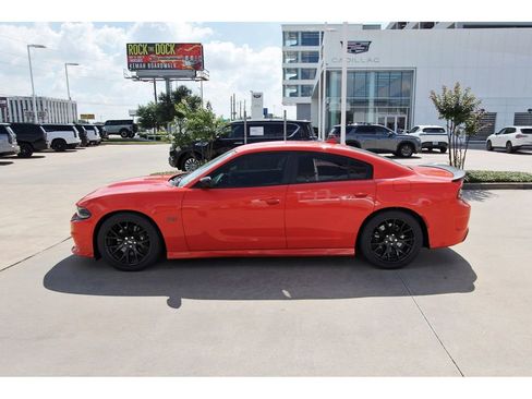 Used 2023 Dodge Charger Scat Pack w/ Harman/Kardon Audio Group RWD image 3