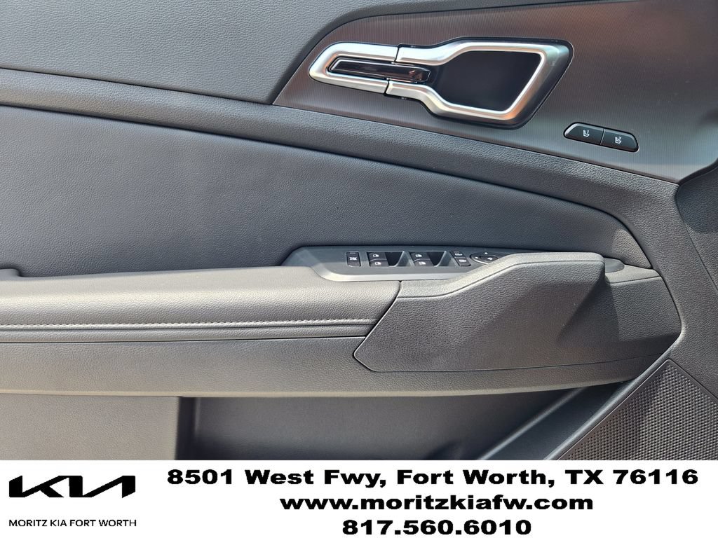 New 2026 Kia Sportage SX AWD/4WD image 18