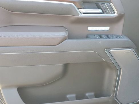 Certified 2025 GMC Sierra 1500 Denali w/ Denali Reserve Package AWD/4WD image 14