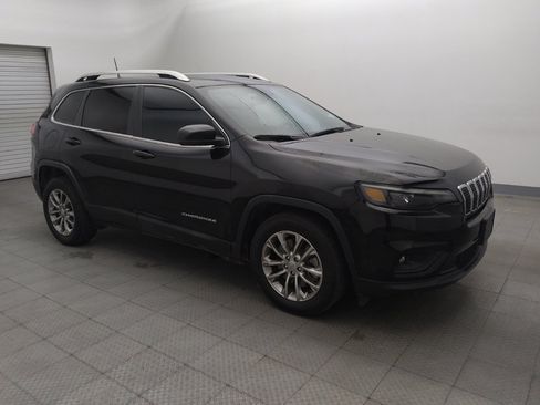 Used 2021 Jeep Cherokee Latitude Plus FWD image 11