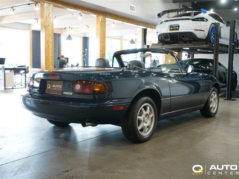 Used 1996 MAZDA MX-5 Miata RWD image 7