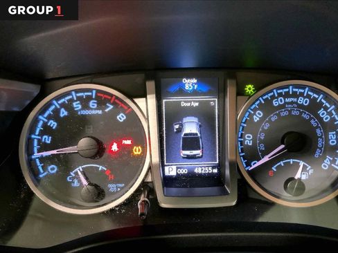 Used 2022 Toyota Tacoma SR5 w/ Technology Package RWD image 26